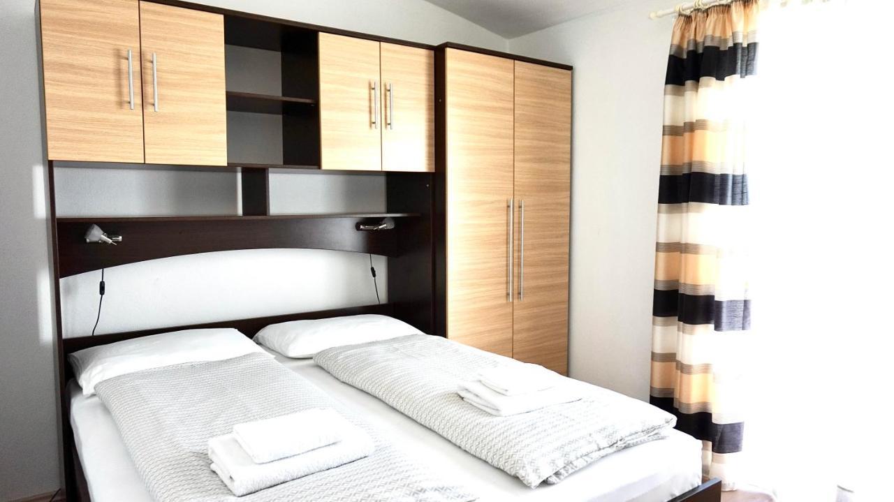 Apartments Maris Starigrad Paklenica Luaran gambar