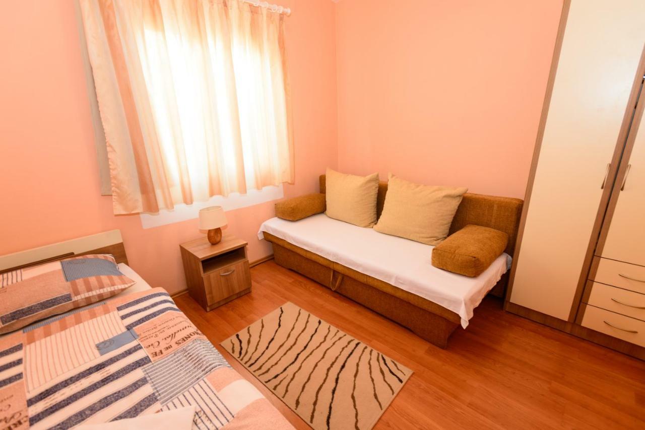 Apartments Maris Starigrad Paklenica Luaran gambar